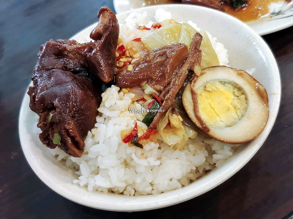 滷肉腳︱中和景安豬腳飯︱腿庫中段任選︱甜不辣清湯喝到飽︱捷運景安站