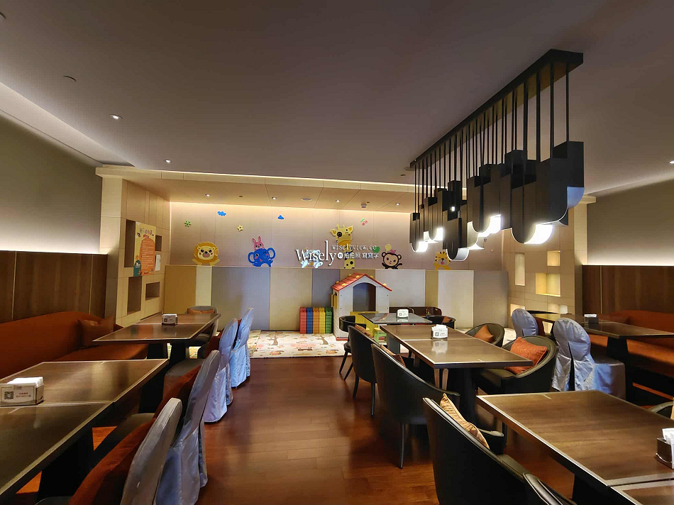 50樓Café自助餐廳︱和牛吃到飽︱採用美澳和牛跨界料理︱捷運板橋站