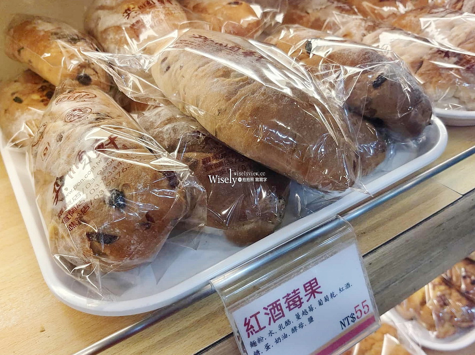 奕順軒礁溪店︱麵包糕餅伴手禮推薦︱必買點心價格︱宜蘭湯圍溝公園 奕順軒礁溪店︱麵包糕餅伴手禮推薦︱必買點心價格︱宜蘭湯圍溝公園
