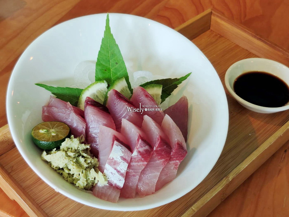 伍参港熱炒定食︱近看宜蘭龜山島外澳沙灘美景︱頭城現流海鮮景觀餐廳