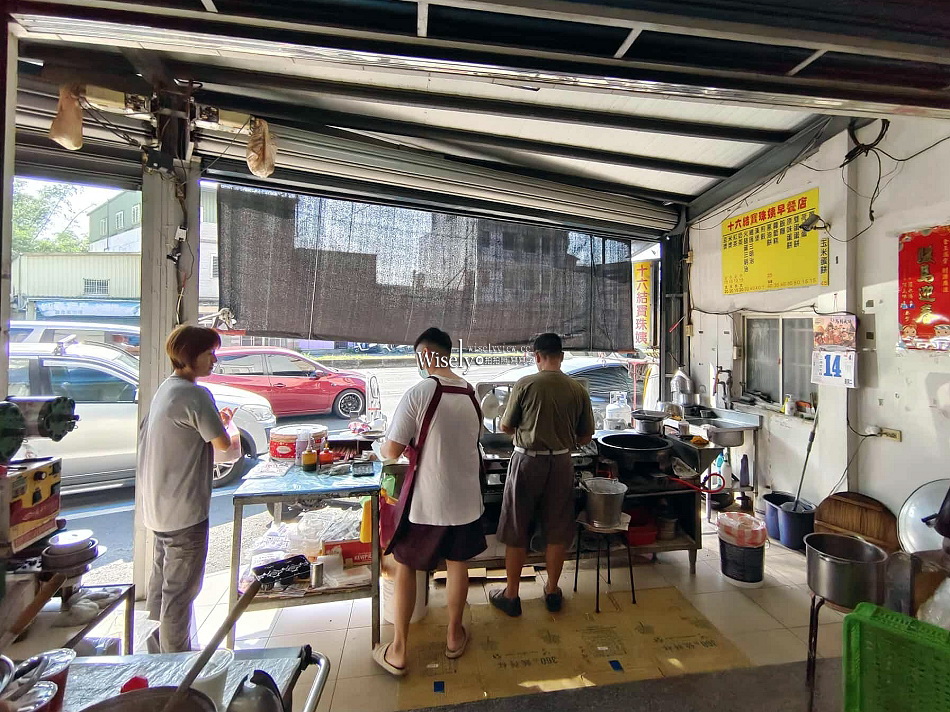 十六結寶珠姨早餐店︱宜蘭礁溪在地人早點︱粉漿蛋餅.蘿蔔糕.煎餃