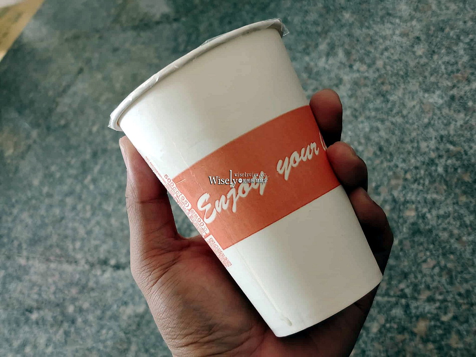 十六結寶珠姨早餐店︱宜蘭礁溪在地人早點︱粉漿蛋餅.蘿蔔糕.煎餃