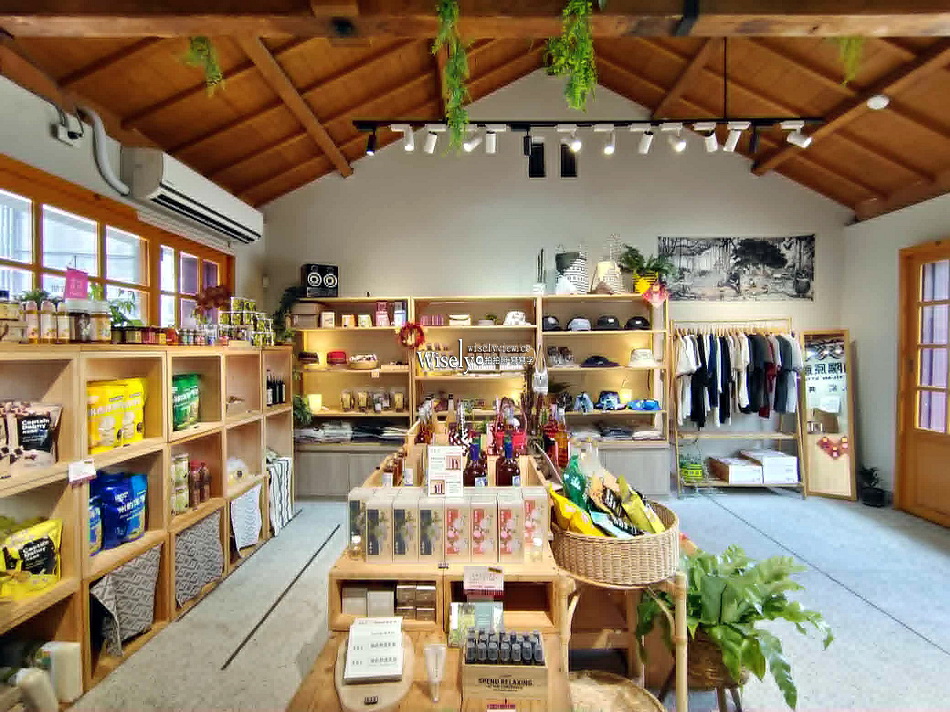 蘭陽原創館.宜蘭原住民文創園區︱市民之森廣場︱幾米《星空》屋頂上的小旅行︱阮義忠台灣故事館