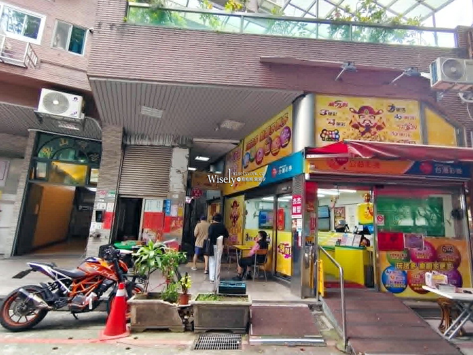 阿香三明治︱40年懷舊老味道︱晴光商圈︱雙城街夜市︱捷運中山國小站