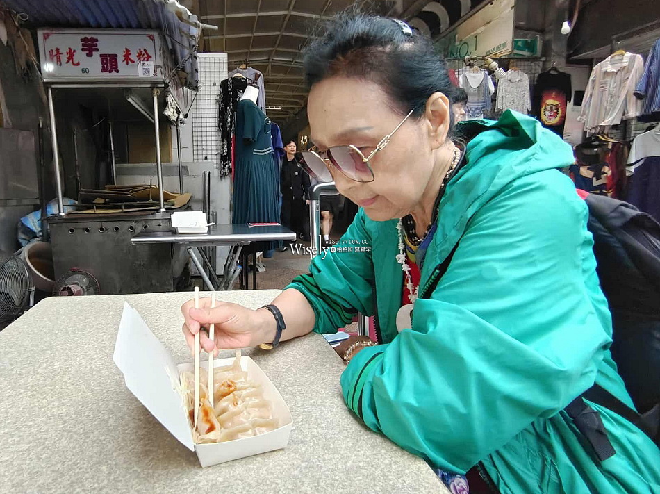 晴光小籠包︱晴光市場︱雙城街夜市︱現做薄皮醬香肉饀︱捷運中山國小站