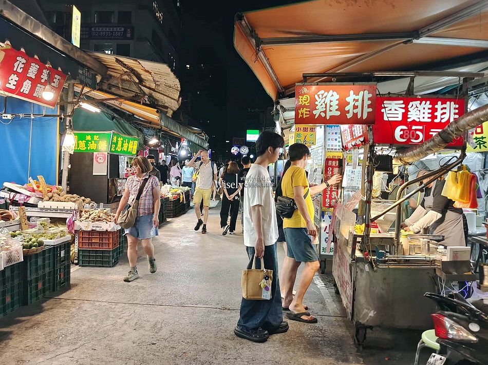 鴻記蔥油餅.景美夜市︱南部蔥蛋餅加辣好吃︱捷運景美站︱湘悅雞腿飯 鴻記蔥油餅.景美夜市︱南部蔥蛋餅加辣好吃︱捷運景美站︱湘悅雞腿飯