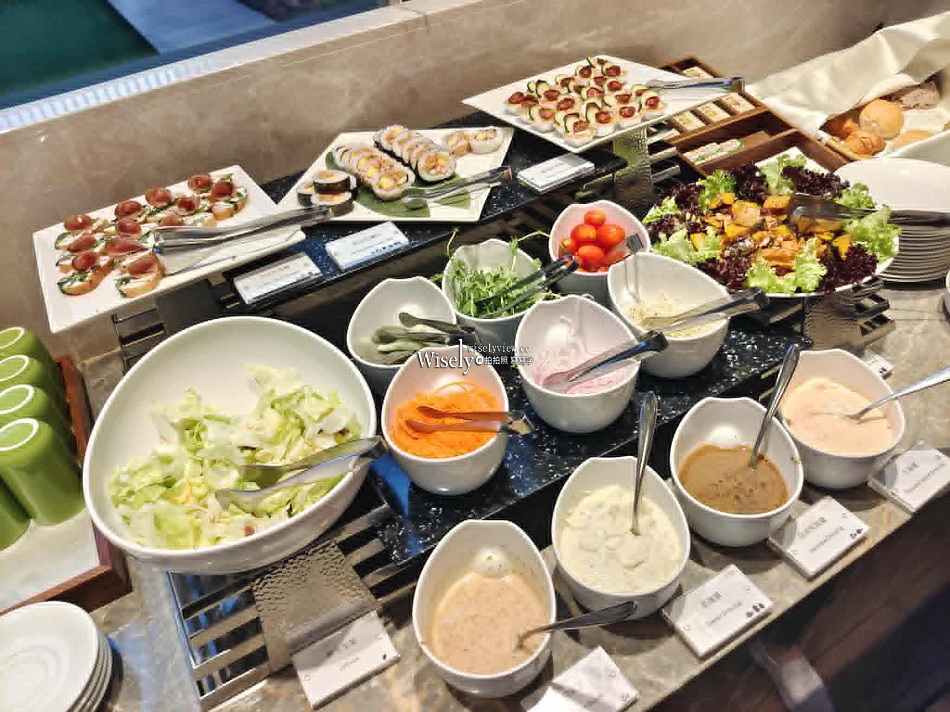 台北六福萬怡酒店.行政酒廊︱環境空間服務時段︱下午茶、Happy Hour