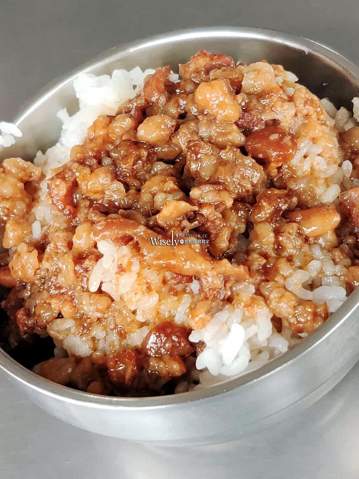 闞記涼麵︱南港車站巷弄小吃︱涼麵.魯肉飯.頭骨肉湯.黑白切︱捷運南港站