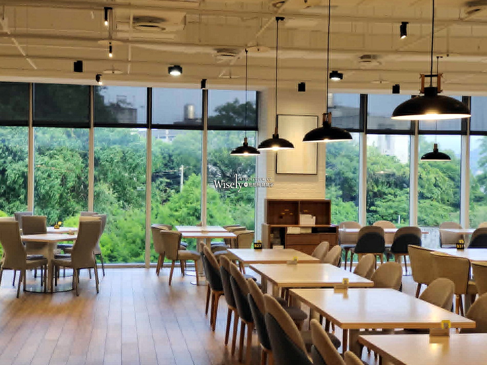 將捷金鬱金香酒店.河畔餐廳︱淡水吃到飽︱海鮮牛排蔬食優︱捷運淡水站 將捷金鬱金香酒店.河畔餐廳︱淡水吃到飽︱海鮮牛排蔬食優︱捷運淡水站