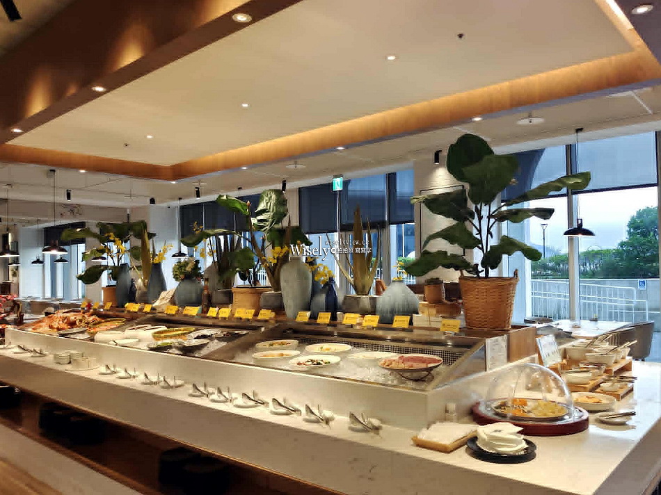 將捷金鬱金香酒店.河畔餐廳︱淡水吃到飽︱海鮮牛排蔬食優︱捷運淡水站 將捷金鬱金香酒店.河畔餐廳︱淡水吃到飽︱海鮮牛排蔬食優︱捷運淡水站