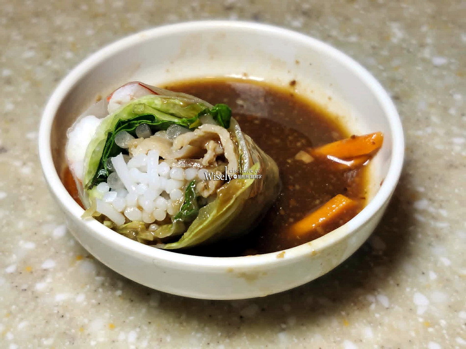 武鼎越豐.越南麵食館︱酸辣牛肉河粉.月亮蝦餅︱永吉路30巷︱捷運市政府站 武鼎越豐.越南麵食館︱酸辣牛肉河粉.月亮蝦餅︱永吉路30巷︱捷運市政府站