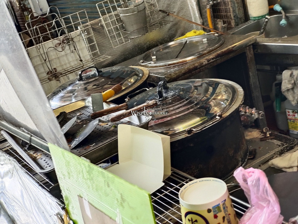 手作餃子︱冰花煎餃.手剝蝦餃︱中和永貞路四號公園︱捷運永安市場站