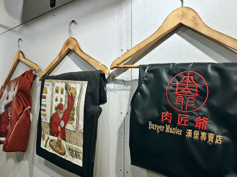 肉匠爺漢堡專賣店︱百元有找手工漢堡︱中國科技大學美食︱捷運萬芳醫院站