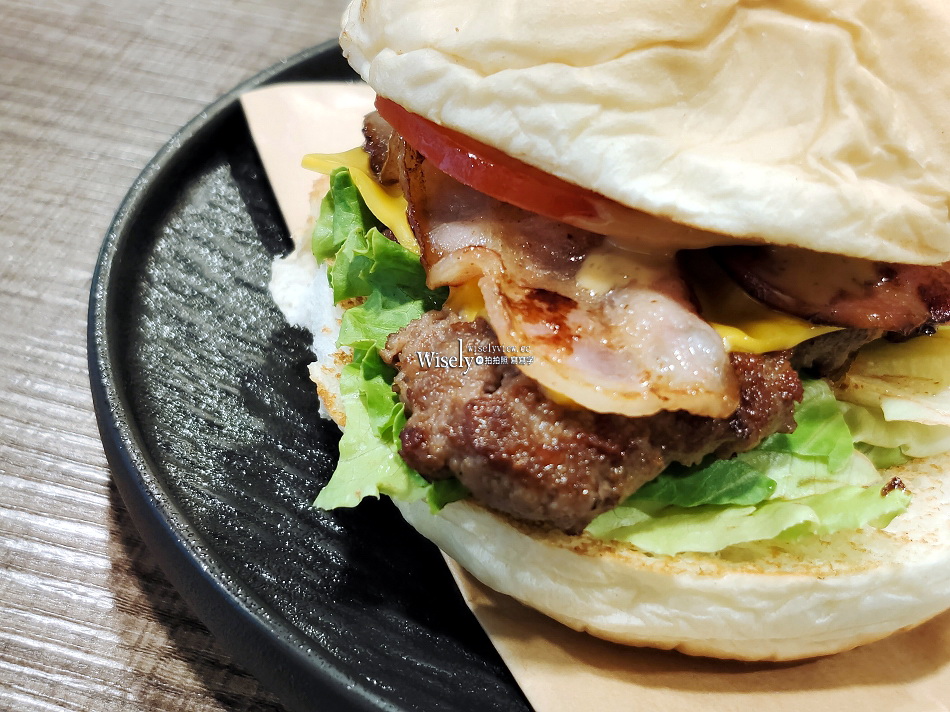 肉匠爺漢堡專賣店︱百元有找手工漢堡︱中國科技大學美食︱捷運萬芳醫院站