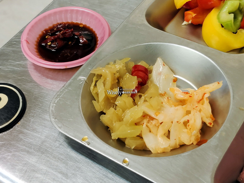 阿興魯肉飯︱中和愛心待用餐︱腿庫肉便當.雞肉飯.蚵仔湯︱捷運南勢角站 阿興魯肉飯︱中和愛心待用餐︱腿庫肉便當.雞肉飯.蚵仔湯︱捷運南勢角站