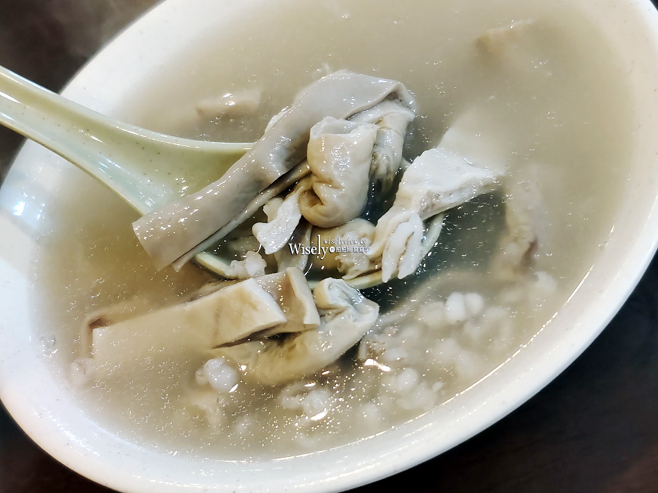 賴虎咬豬︱刈包.油飯.四神湯︱遼寧街夜市︱捷運南京復興站 賴虎咬豬︱刈包.油飯.四神湯︱遼寧街夜市︱捷運南京復興站