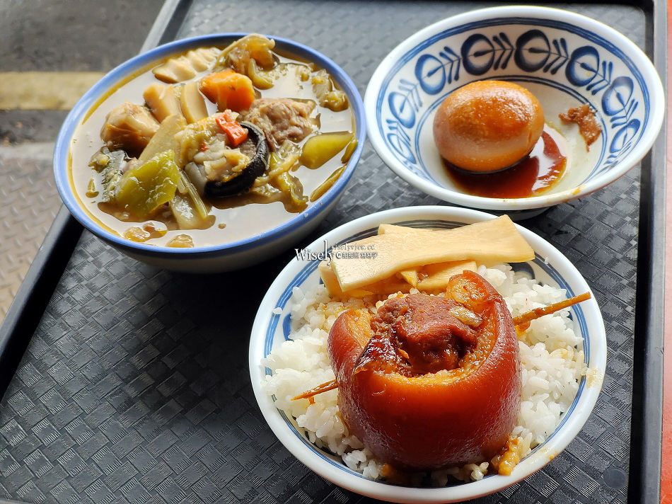 黑豬師.台中大智店︱黑豬師菜尾爌肉飯︱古早味彰化菜尾湯及焢肉飯 黑豬師.台中大智店︱黑豬師菜尾爌肉飯︱古早味彰化菜尾湯及焢肉飯