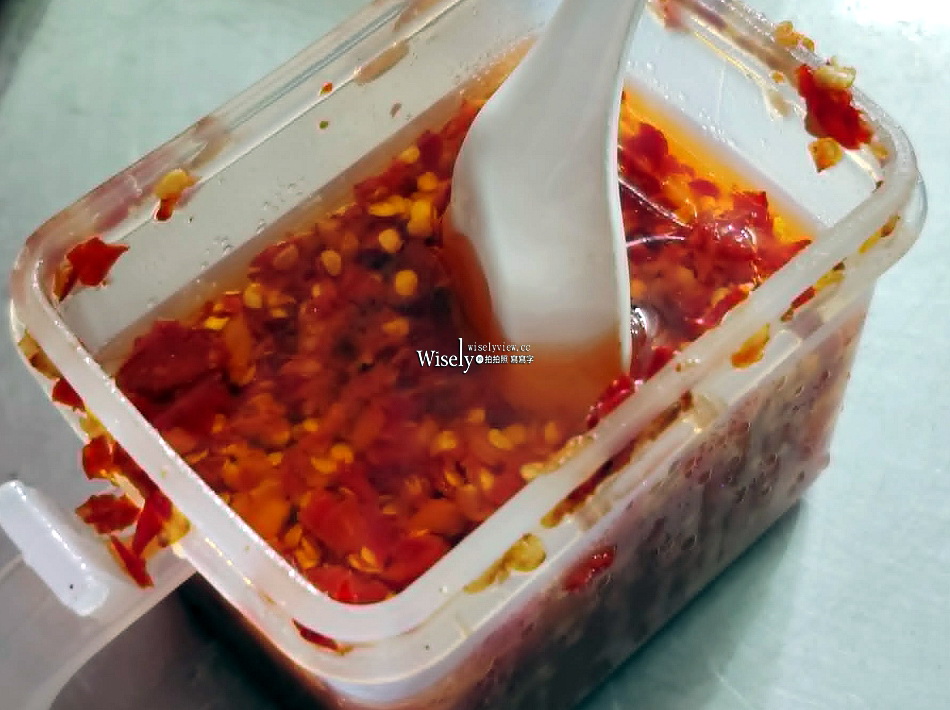 發財宵夜︱礁溪老街攤車小吃︱深夜至凌晨3點︱銅板價自助便當湯麵滷味 發財宵夜︱礁溪老街攤車小吃︱深夜至凌晨3點︱銅板價自助便當湯麵滷味