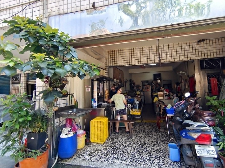 多多中東沙威瑪︱黎巴嫩大叔老闆︱巷弄無招牌美食︱宜蘭羅東小吃