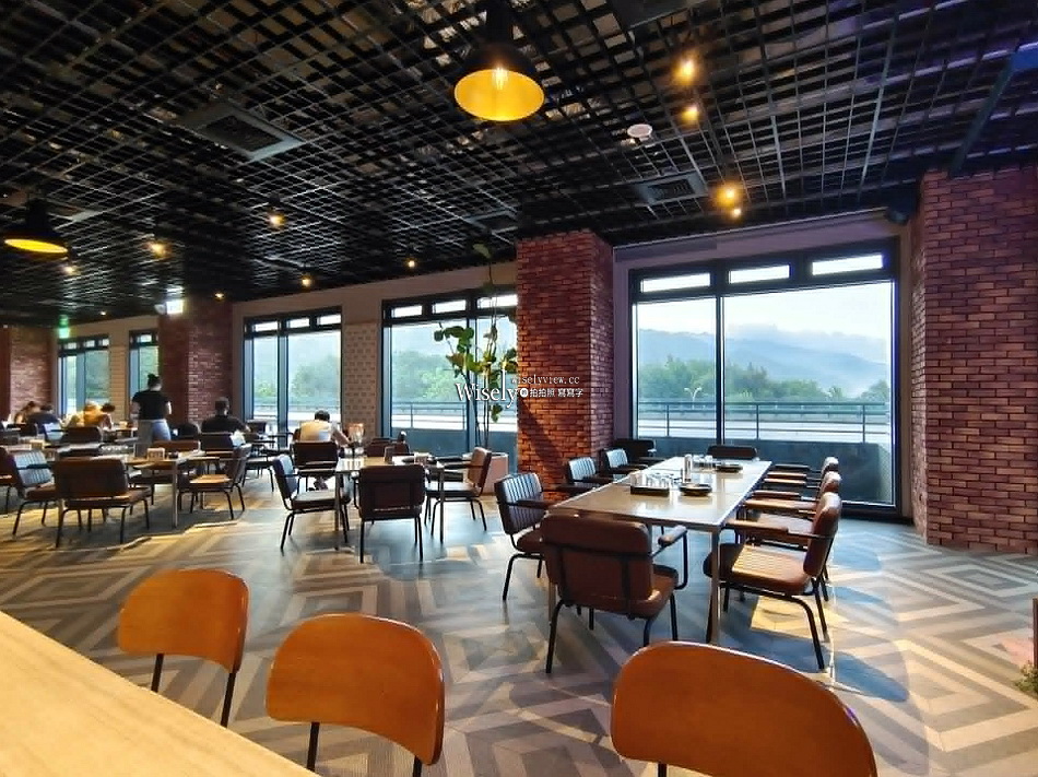 OA PIZZA-OA HOTEL︱頭城三寶披薩︱星巴克咖啡.吉姆老爹啤酒.焗烤海鮮麵︱宜蘭頭城意式美食