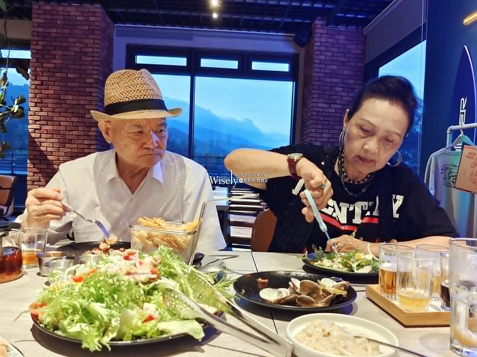 OA PIZZA-OA HOTEL︱頭城三寶披薩︱星巴克咖啡.吉姆老爹啤酒.焗烤海鮮麵︱宜蘭頭城意式美食