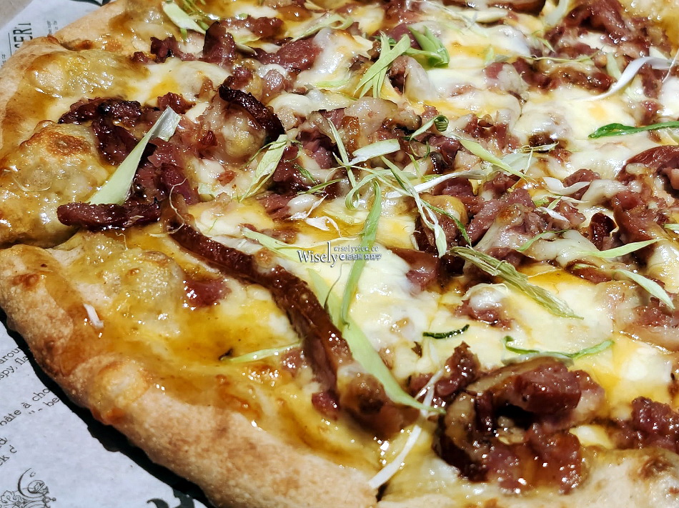 OA PIZZA-OA HOTEL︱頭城三寶披薩︱星巴克咖啡.吉姆老爹啤酒.焗烤海鮮麵︱宜蘭頭城意式美食