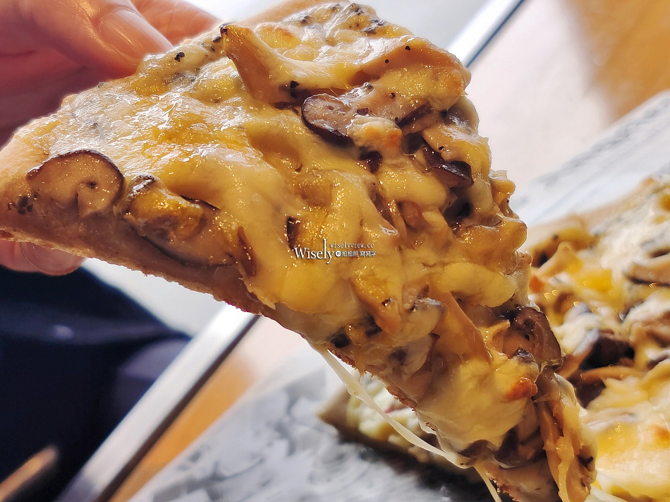 OA PIZZA-OA HOTEL︱頭城三寶披薩︱星巴克咖啡.吉姆老爹啤酒.焗烤海鮮麵︱宜蘭頭城意式美食