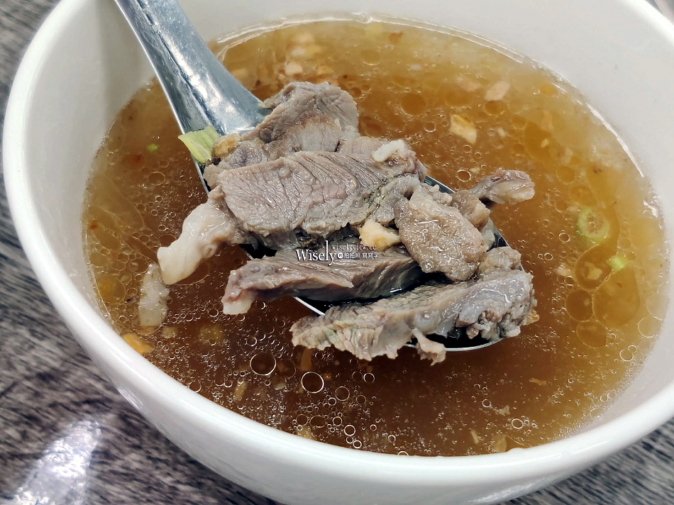 賴家手工雙醬麵︱礁溪新址食記菜單，相鄰諾貝爾奶凍捲︱新增香辣麵