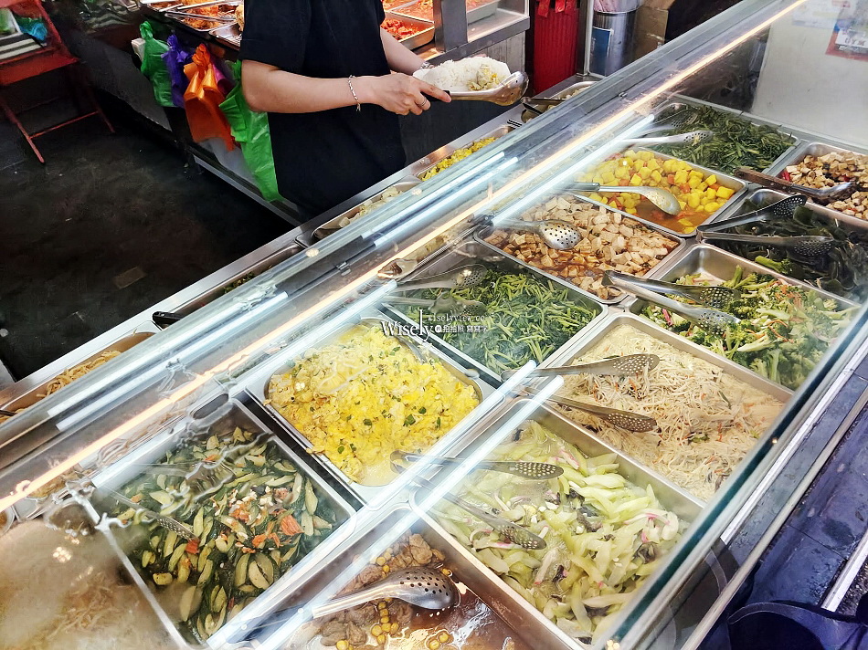 鴻記蔥油餅.景美夜市︱南部蔥蛋餅加辣好吃︱捷運景美站︱湘悅雞腿飯 鴻記蔥油餅.景美夜市︱南部蔥蛋餅加辣好吃︱捷運景美站︱湘悅雞腿飯