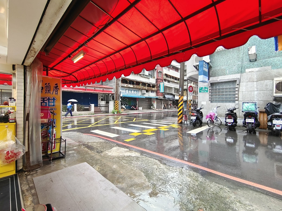 石頭厝.文山景福店︱麵線.肉圓.甜不辣︱鄰近景美夜市清晨開賣︱捷運景美站 石頭厝.文山景福店︱麵線.肉圓.甜不辣︱鄰近景美夜市清晨開賣︱捷運景美站
