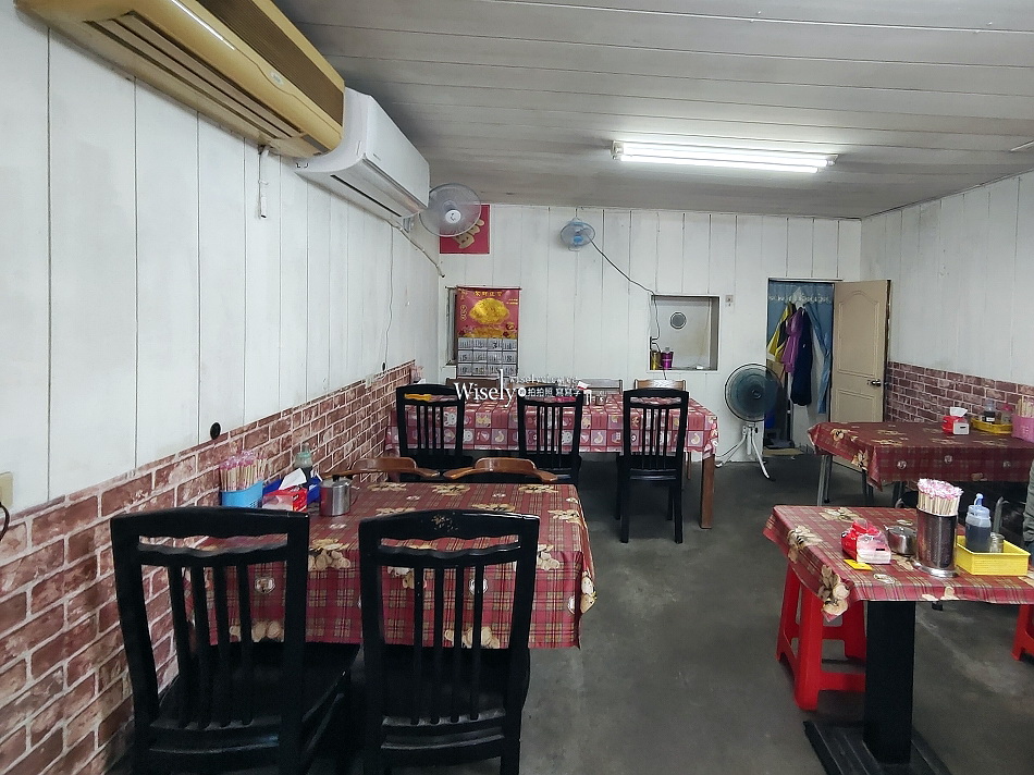 慈惠肉焿麵︱宜蘭員山平價小吃︱綜合蝦仁魷魚肉羹份量足︱黑金魯肉飯