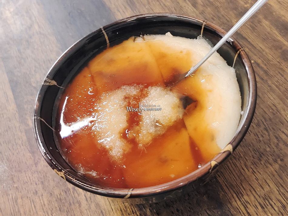 謝家碗粿︱南部麻豆碗粿.肉粽及筍湯︱木柵市場30年老字號︱捷運木柵站
