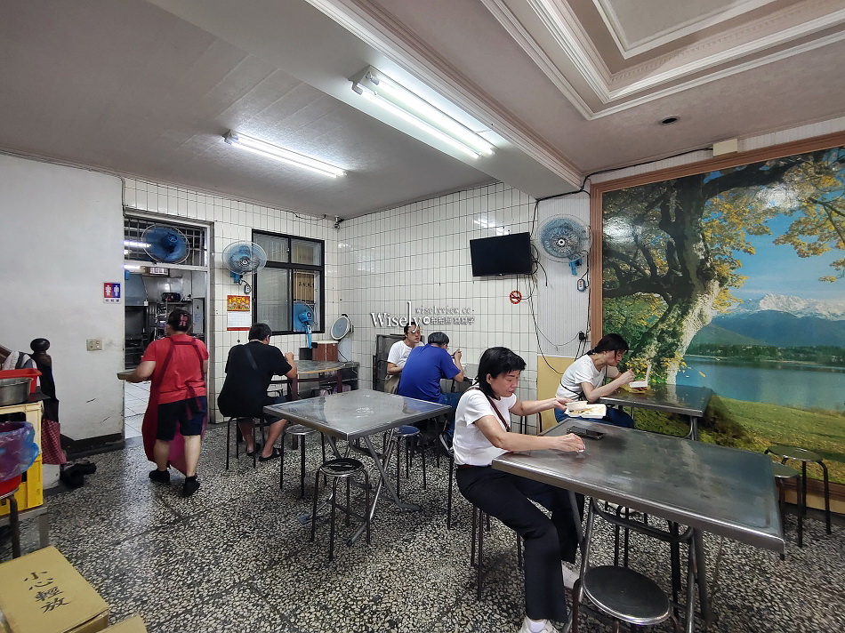 日日香包飯行︱大份量百元有找,自助餐便當︱宜蘭市東港路美食 日日香包飯行︱大份量百元有找,自助餐便當︱宜蘭市東港路美食