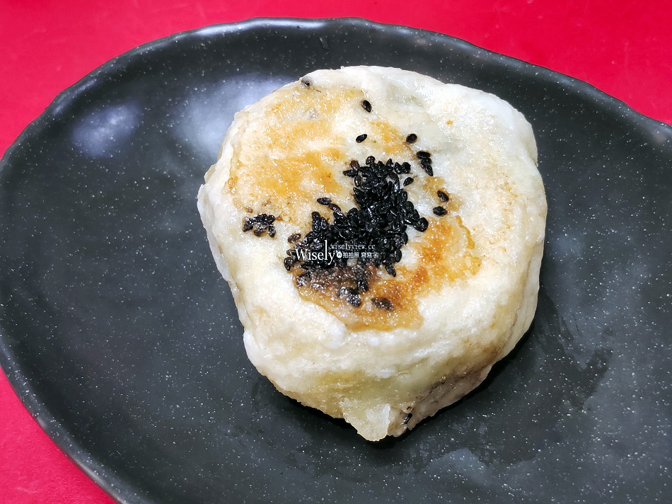 木柵水煎包︱脆皮紮實大份量︱玉米肉包最經典︱捷運動物園站 木柵水煎包︱脆皮紮實大份量︱玉米肉包最經典︱捷運動物園站