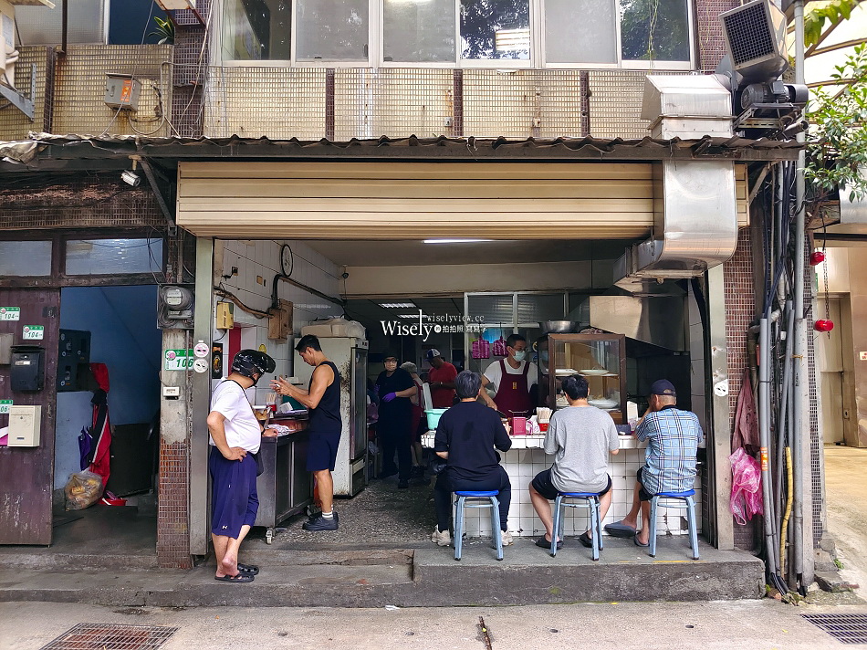 賣麵炎仔.金泉小吃店︱台北米其林必比登推薦︱三代經營80年大稻埕美食︱切仔麵.紅燒肉.白切雞︱捷運大橋頭站 賣麵炎仔.金泉小吃店︱台北米其林必比登推薦︱三代經營80年大稻埕美食︱切仔麵.紅燒肉.白切雞︱捷運大橋頭站