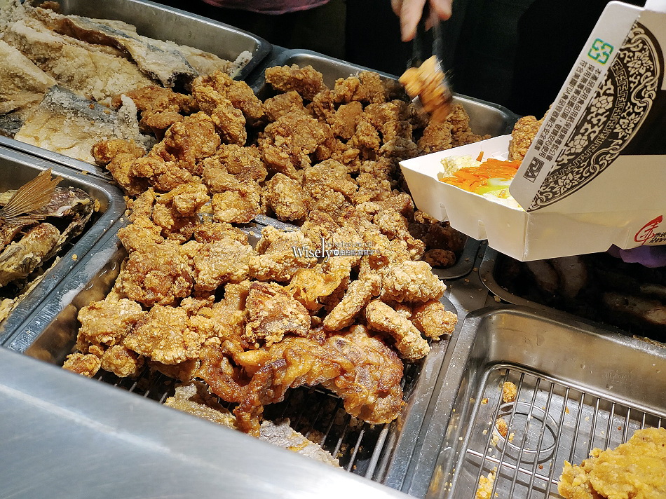 赤崁傳統美食舖︱碧潭光明老街︱台南小吃平價便當85元︱捷運新店站