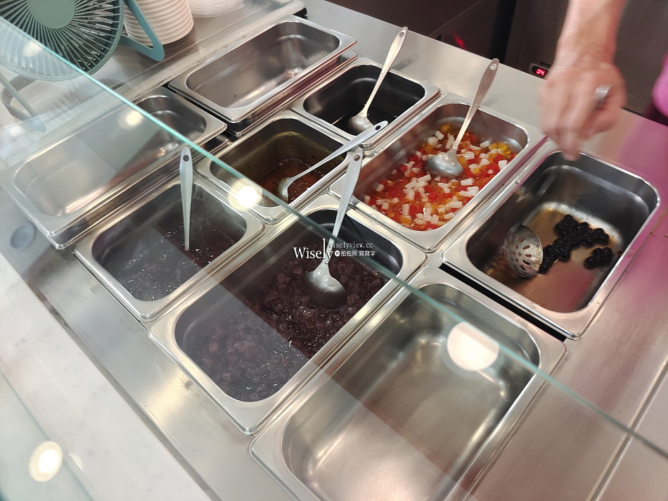 邱太太甜品坊︱榮星花園刨冰店︱招牌芋泥冰加花生︱捷運中山國中站 邱太太甜品坊︱榮星花園刨冰店︱招牌芋泥冰加花生︱捷運中山國中站
