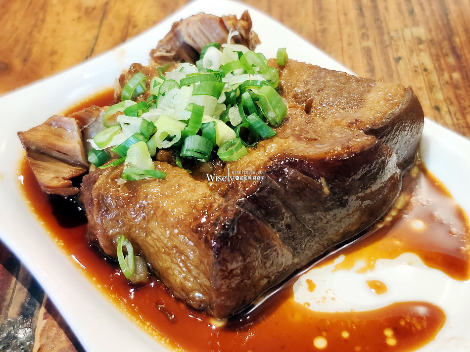 超人鱸魚︱新店30年老店有低消︱米其林必比登推薦︱捷運新店區公所站 超人鱸魚︱新店30年老店有低消︱米其林必比登推薦︱捷運新店區公所站