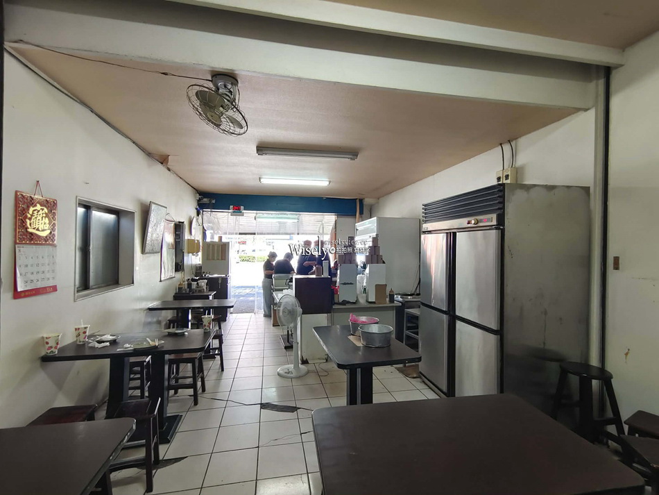 正常鮮肉小籠包店︱宜蘭車站︱宜蘭轉運站︱手工現包多湯汁可內用 正常鮮肉小籠包店︱宜蘭車站︱宜蘭轉運站︱手工現包多湯汁可內用