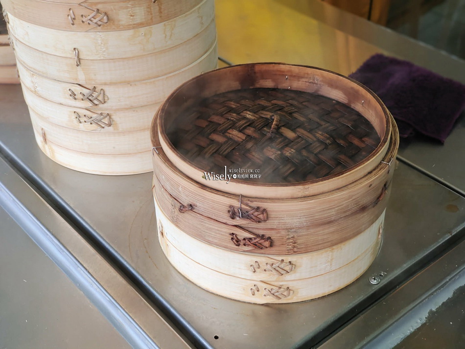 正常鮮肉小籠包店︱宜蘭車站︱宜蘭轉運站︱手工現包多湯汁可內用 正常鮮肉小籠包店︱宜蘭車站︱宜蘭轉運站︱手工現包多湯汁可內用