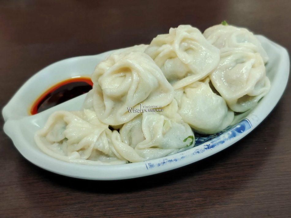 正常鮮肉小籠包店︱宜蘭車站︱宜蘭轉運站︱手工現包多湯汁可內用 正常鮮肉小籠包店︱宜蘭車站︱宜蘭轉運站︱手工現包多湯汁可內用