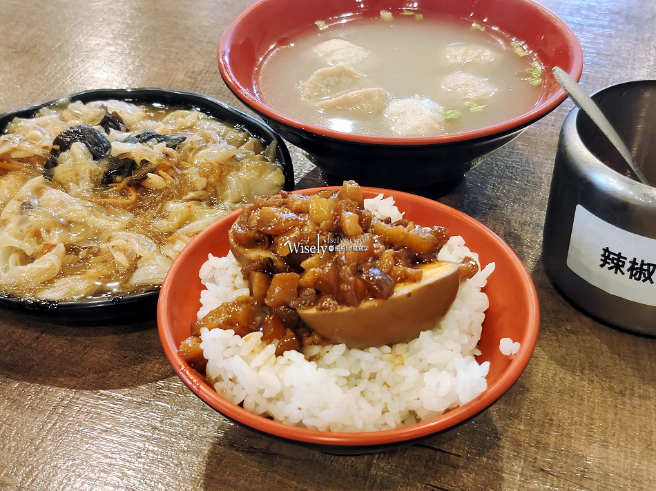 康庄傳統滷肉飯︱24小時營業不打烊︱近花博公園&行天宮︱捷運中山國小站 康庄傳統滷肉飯︱24小時營業不打烊︱近花博公園&行天宮︱捷運中山國小站