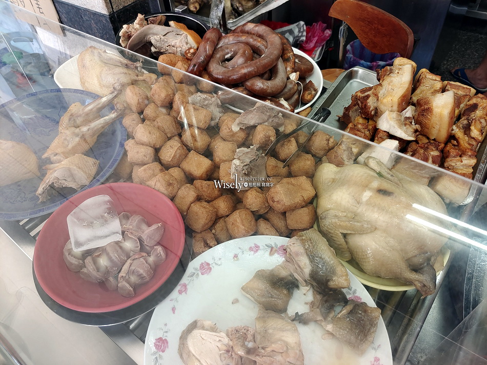 北門米粉炒︱宜蘭市美食︱一甲子傳統小吃︱煙燻黑白切.炒粗米粉.鴨肉粿仔 北門米粉炒︱宜蘭市美食︱一甲子傳統小吃︱煙燻黑白切.炒粗米粉.鴨肉粿仔