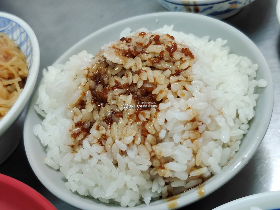 北門米粉炒︱宜蘭市美食︱一甲子傳統小吃︱煙燻黑白切.炒粗米粉.鴨肉粿仔 北門米粉炒︱宜蘭市美食︱一甲子傳統小吃︱煙燻黑白切.炒粗米粉.鴨肉粿仔