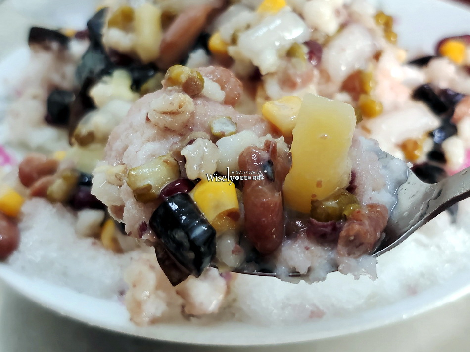 小涼園冰果室︱宜蘭一甲子剉冰老店︱八寶冰.紅豆牛奶冰︱頭城美食 小涼園冰果室︱宜蘭一甲子剉冰老店︱八寶冰.紅豆牛奶冰︱頭城美食