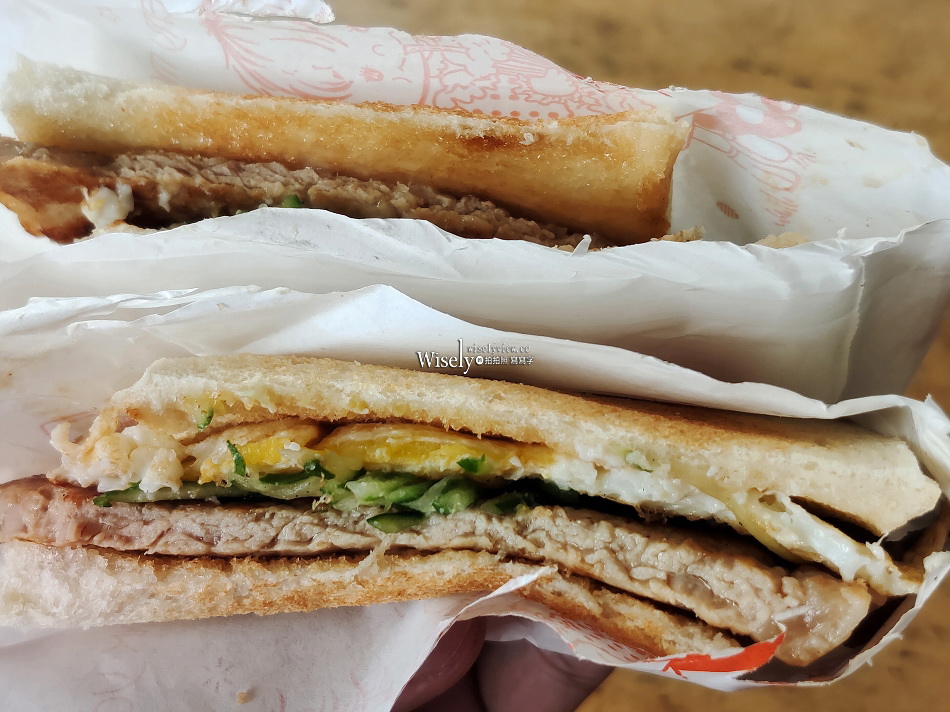烤肉蛋吐司︱東港陸橋︱無招牌早午餐︱清晨五點半開賣︱宜蘭市美食 烤肉蛋吐司︱東港陸橋︱無招牌早午餐︱清晨五點半開賣︱宜蘭市美食