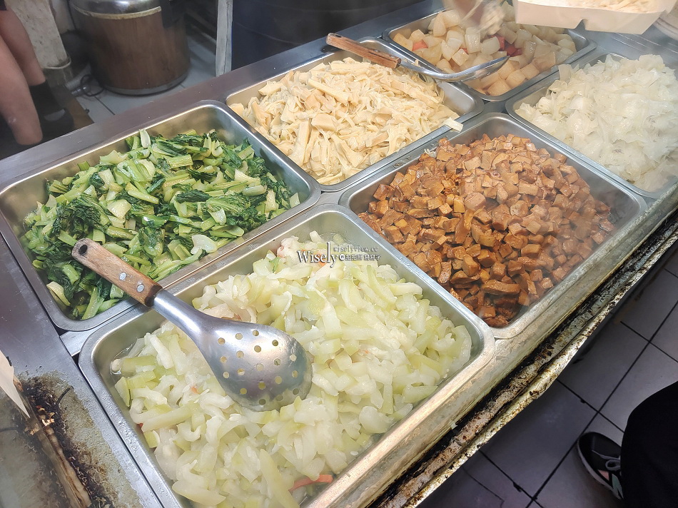 永和.靚味燒臘︱香港師傅外帶便當︱鴨腿飯.四寶飯.燒肉叉燒︱捷運永安市場站 永和.靚味燒臘︱香港師傅外帶便當︱鴨腿飯.四寶飯.燒肉叉燒︱捷運永安市場站