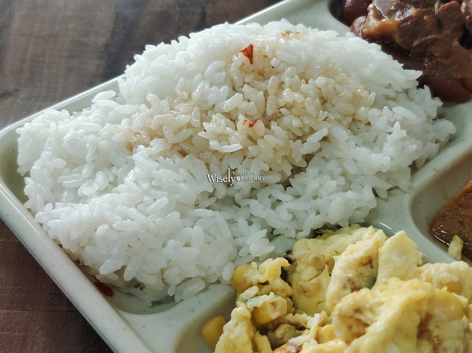 香香滷肉飯︱新北三重美食小吃︱豬腳便當.竹筍湯.魯肉飯︱捷運蘆洲站 香香滷肉飯︱新北三重美食小吃︱豬腳便當.竹筍湯.魯肉飯︱捷運蘆洲站