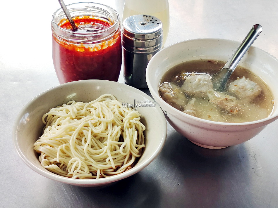 大貓扁食麵︱宜蘭50年代棚架麵攤︱南館市場小吃︱新舊食記對照 大貓扁食麵︱宜蘭50年代棚架麵攤︱南館市場小吃︱新舊食記對照