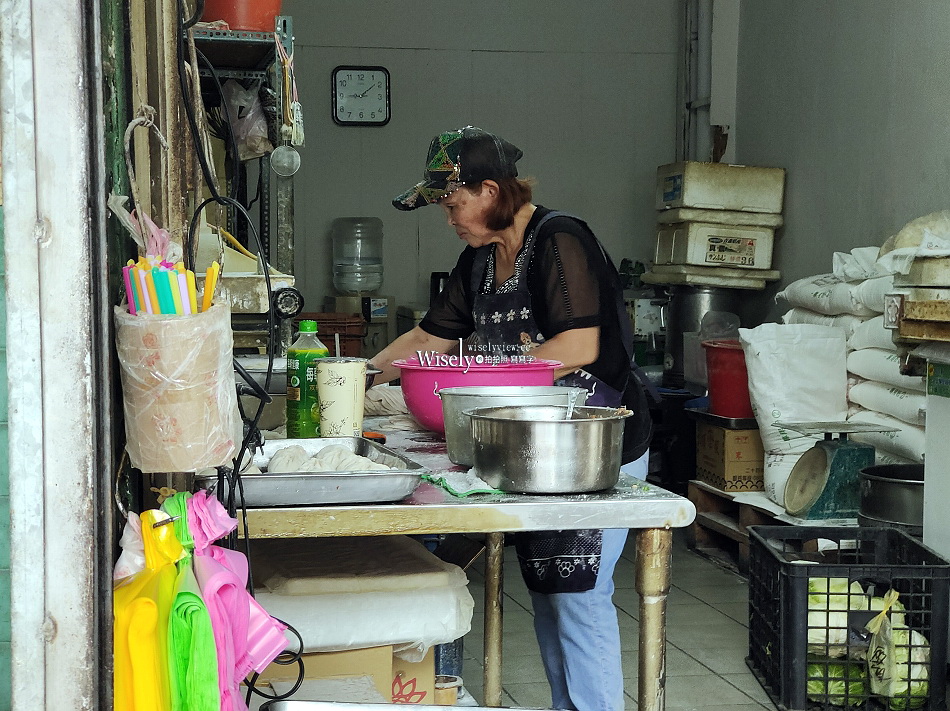 上海煎包︱南門路20年小吃︱韮菜盒子.高麗菜包.鮮肉包︱宜蘭羅東第三市場 上海煎包︱南門路20年小吃︱韮菜盒子.高麗菜包.鮮肉包︱宜蘭羅東第三市場